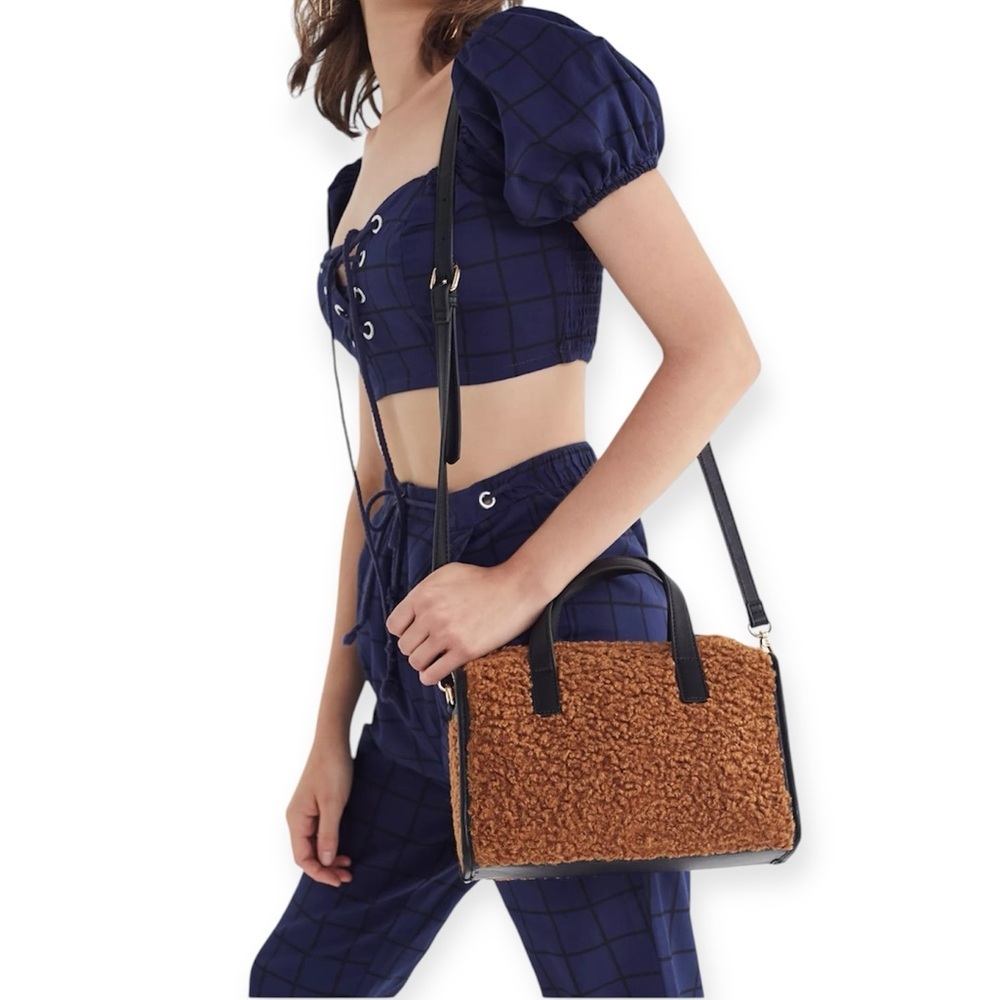 Urban Outfitters Sherpa Crossbody Bag - Picture 10 of 10